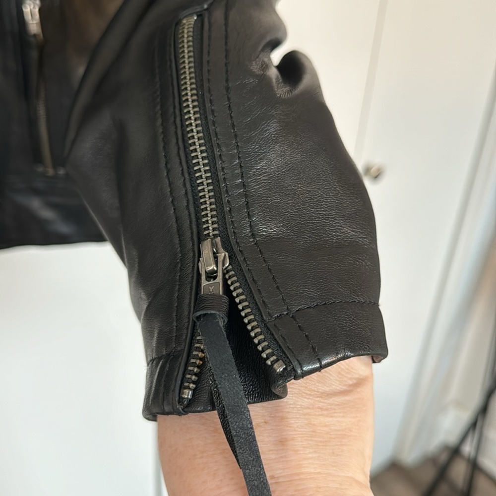 Women’s Motorcycle Jacket | Genuine Leather - Picture 6 of 16
